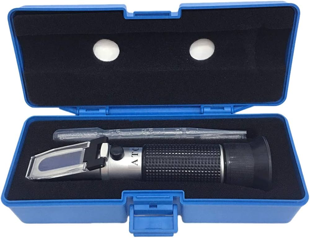 ref.jpg Refractometer Dual Scale Brix & SG w/ATC - Image 1